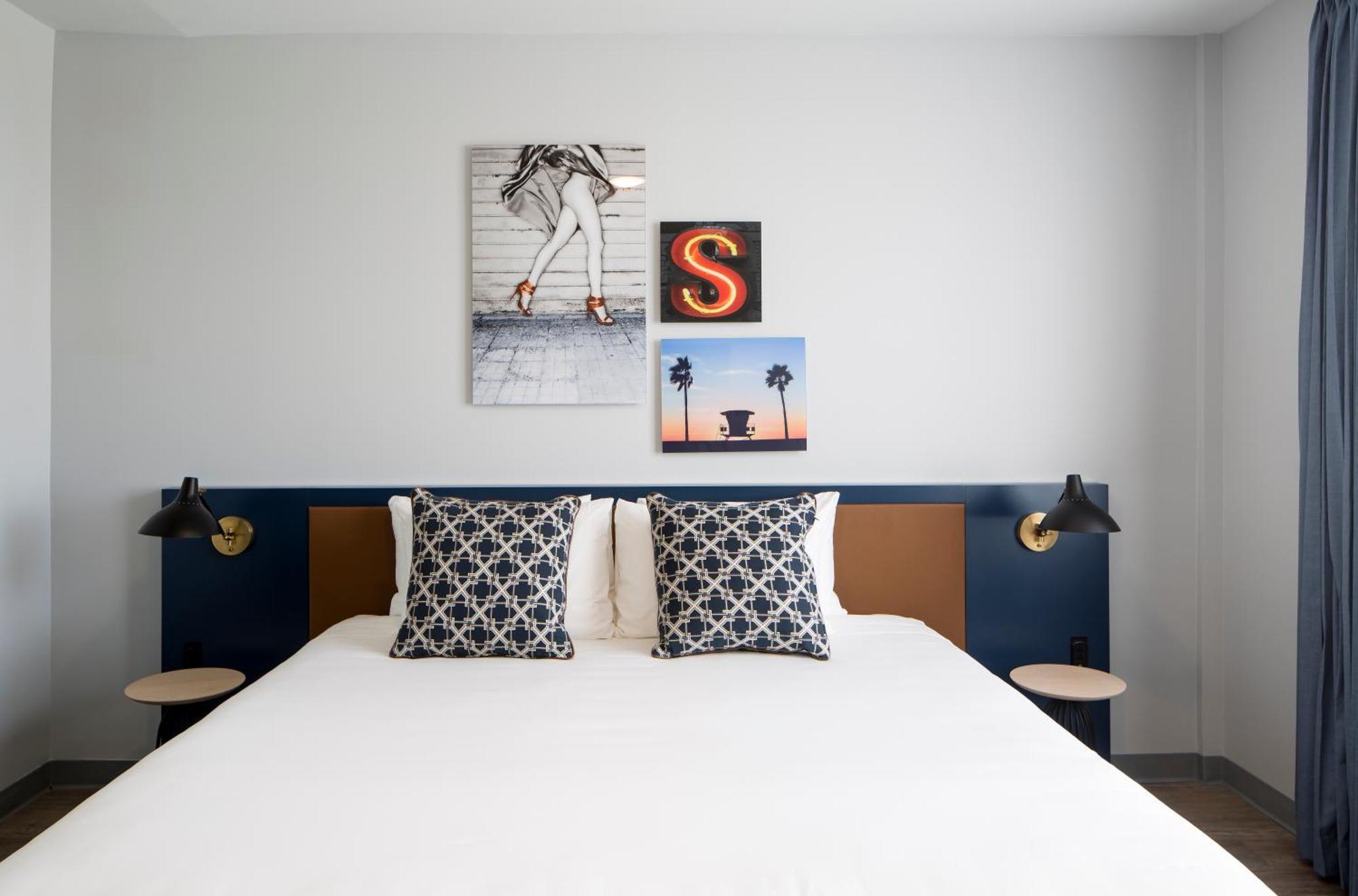 Deluxe King,1216939777:JPEG