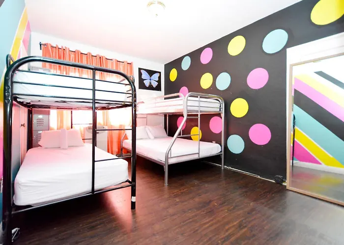South Beach Rooms And Hostel Miami Beach